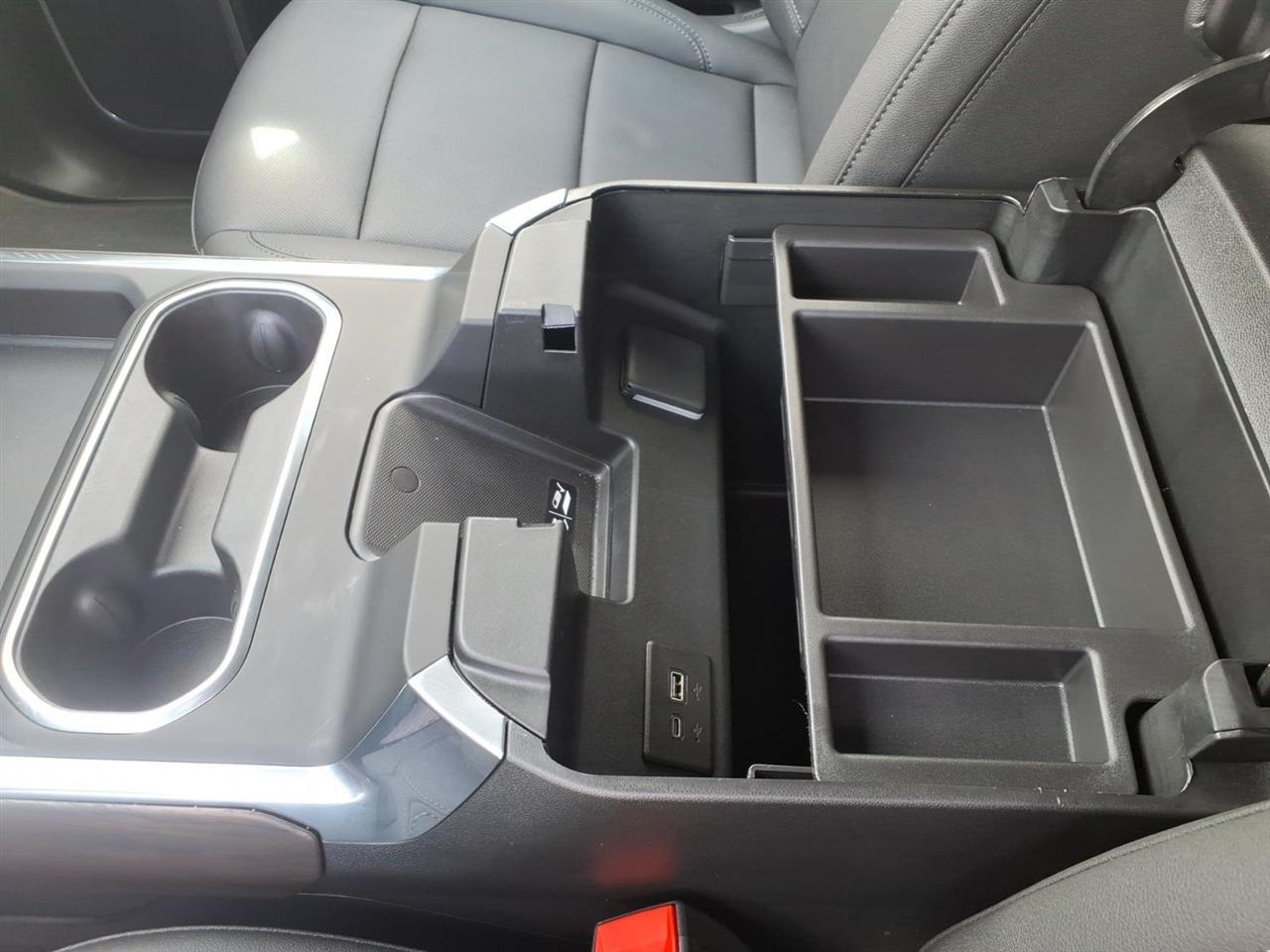 GMC Sierra 2500HD SLT 2025