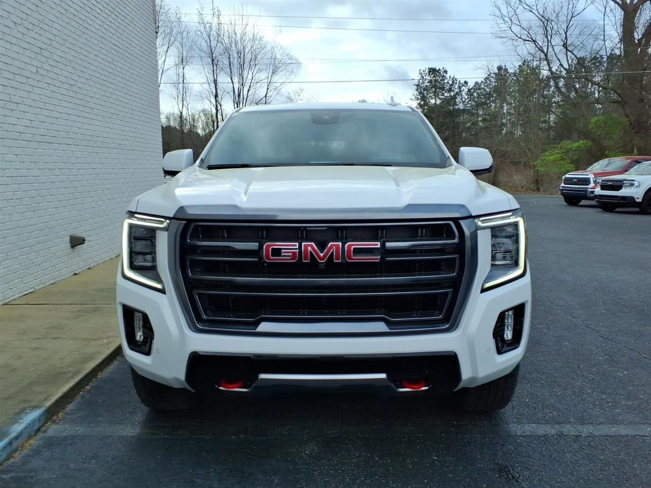 GMC Yukon AT4 2024