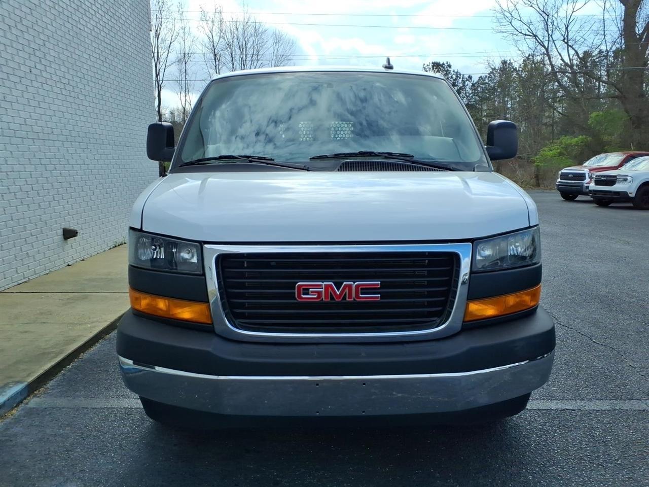 GMC Savana  2024