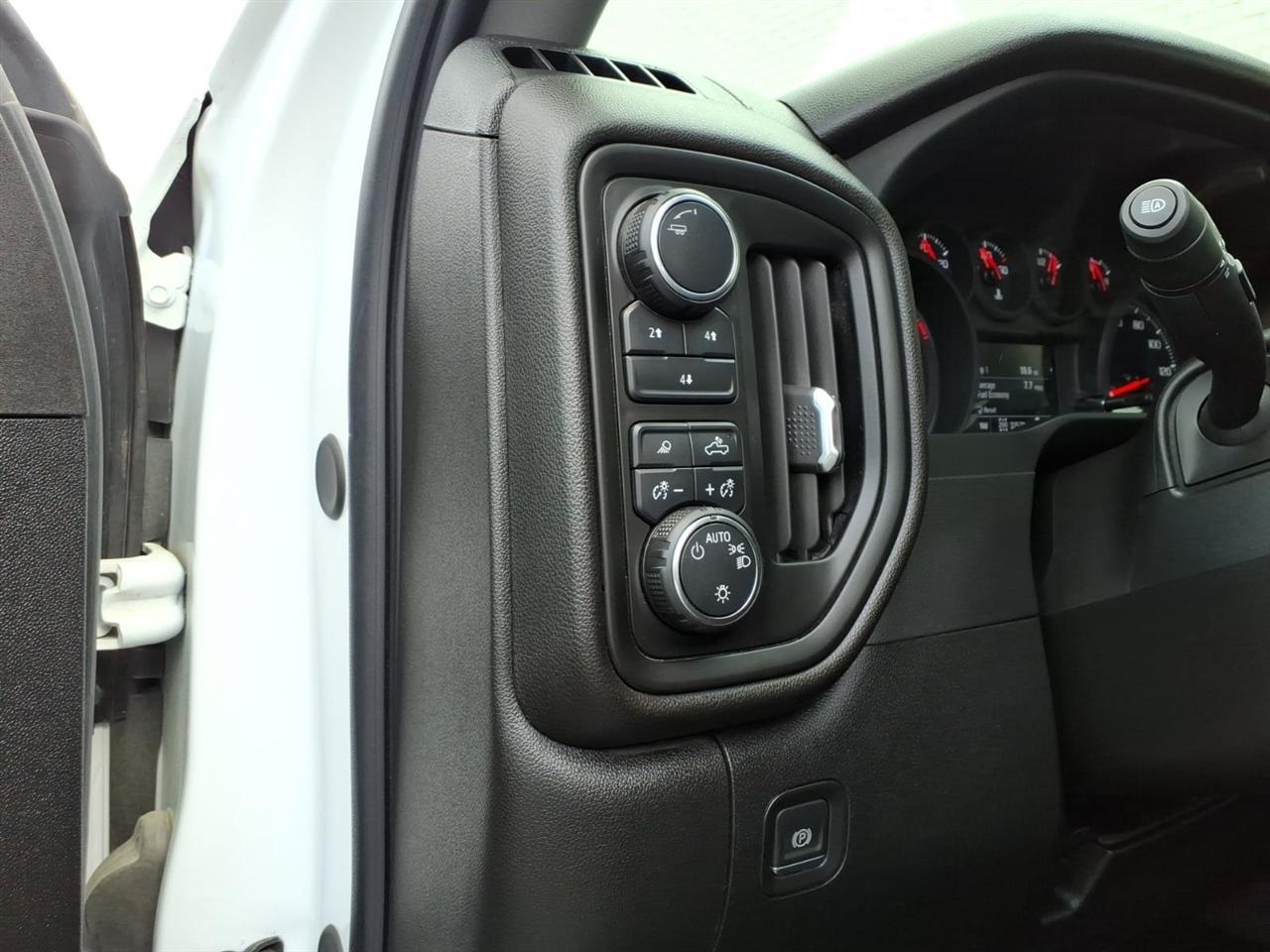 Chevrolet Silverado 2500HD  2025