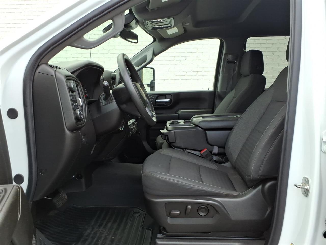 Chevrolet Silverado 2500HD  2025