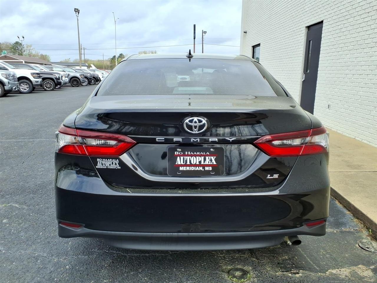 Toyota Camry  2024