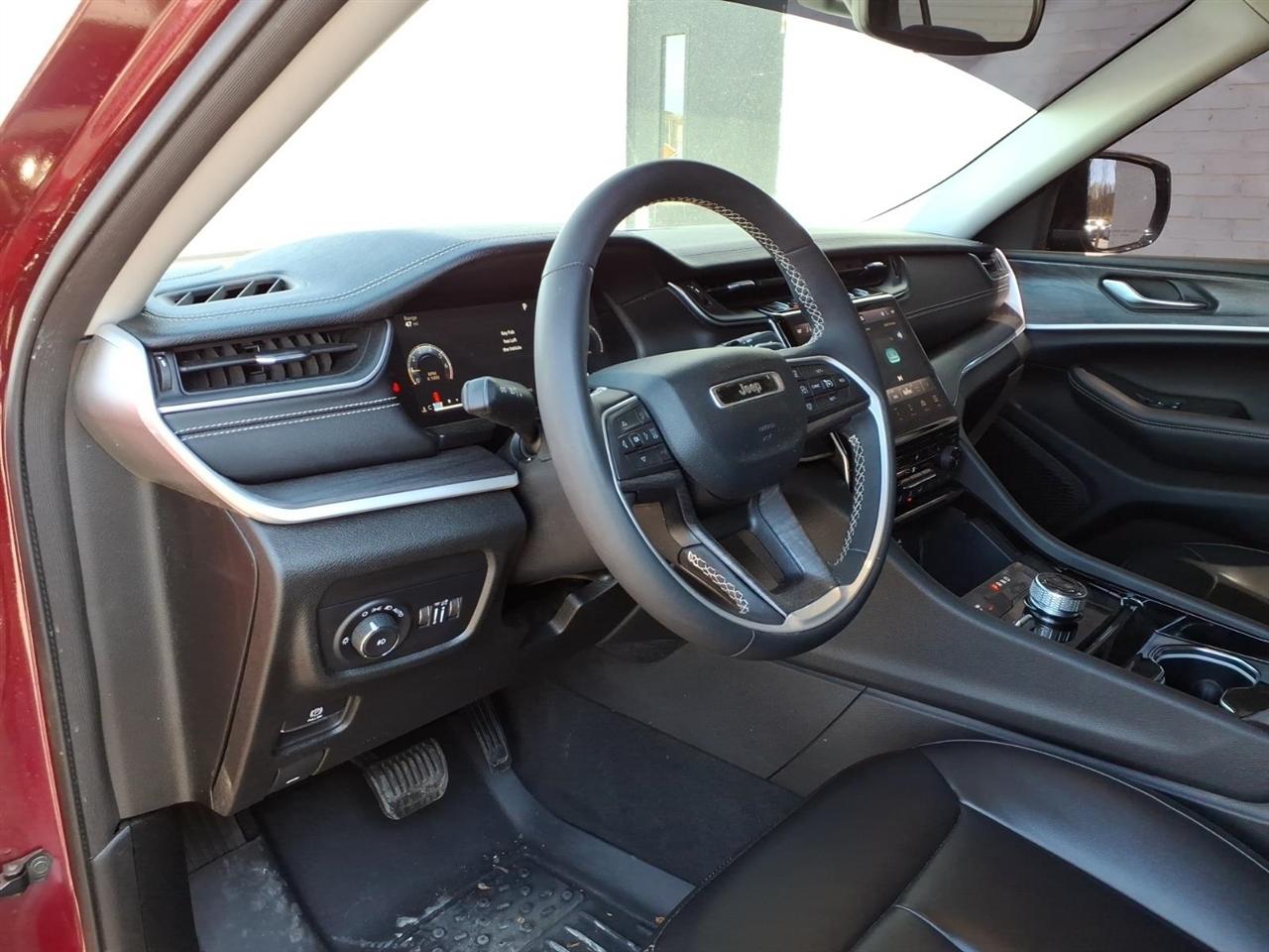 Jeep Grand Cherokee L Limited 4WD 2023