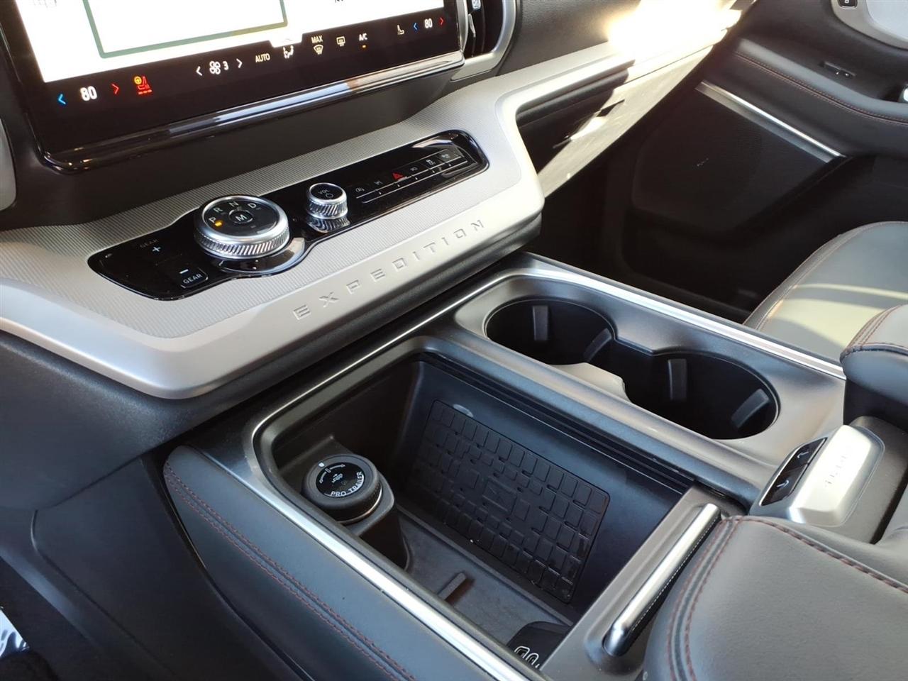 Ford Expedition  2025