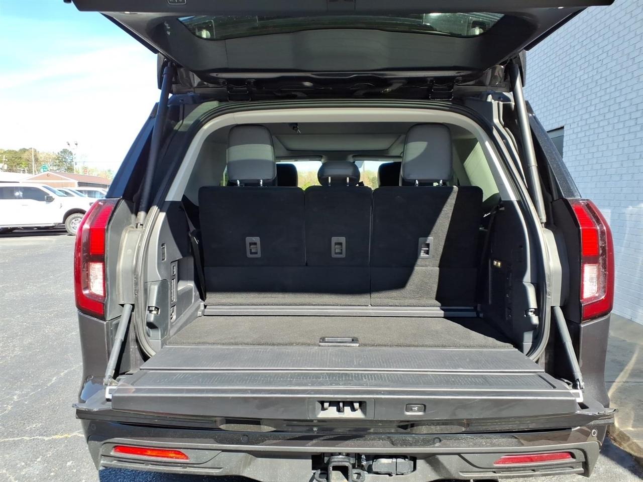 Ford Expedition  2025