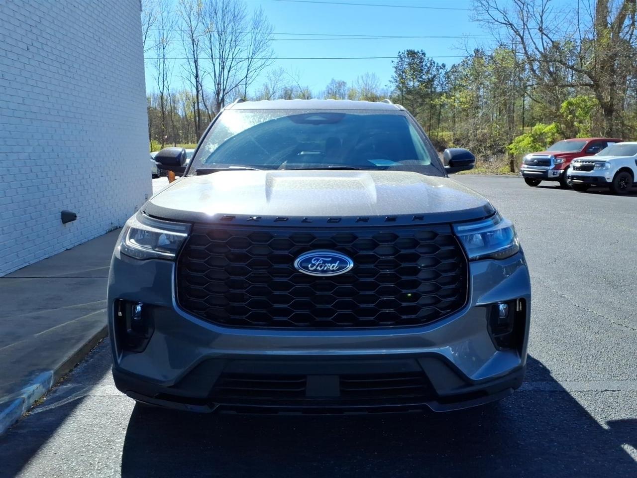 Ford Explorer ST-Line 2025