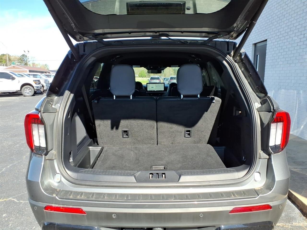 Ford Explorer ST-Line 2025