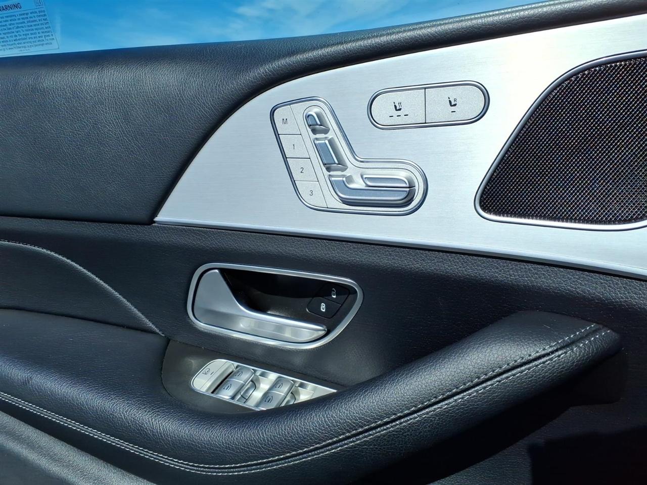 Mercedes-Benz GLE-Class  2024