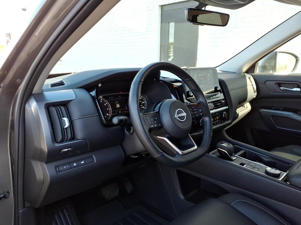 Nissan Pathfinder  2025