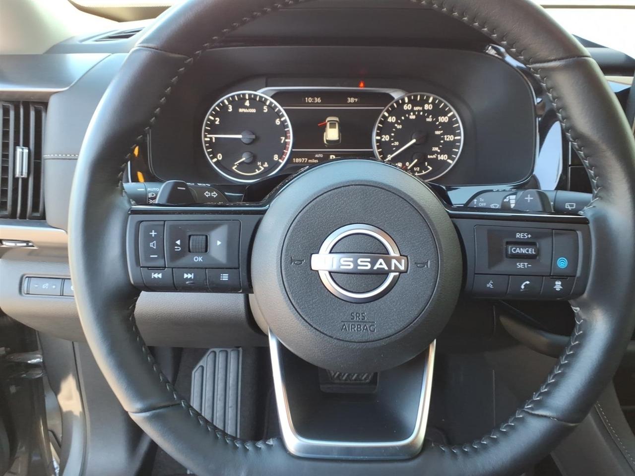 Nissan Pathfinder SL 2025