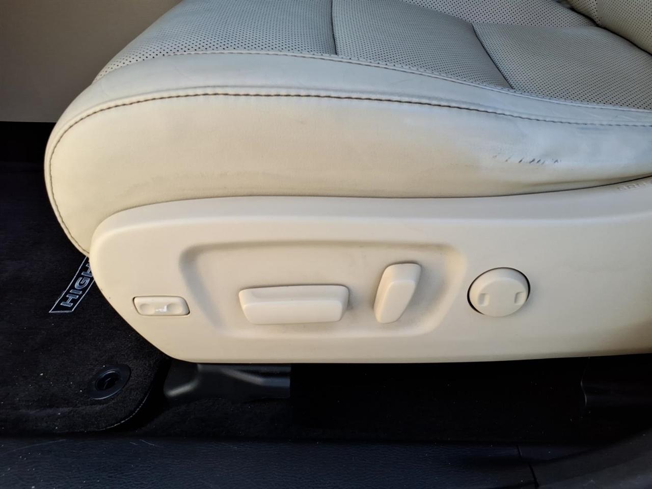 Toyota Highlander  2016