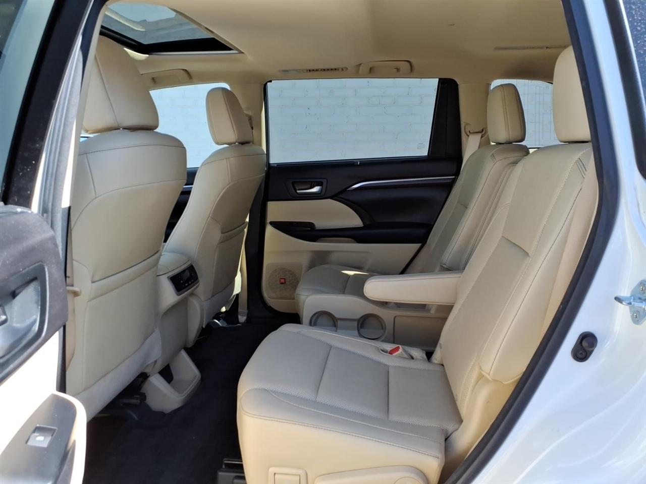 Toyota Highlander  2016