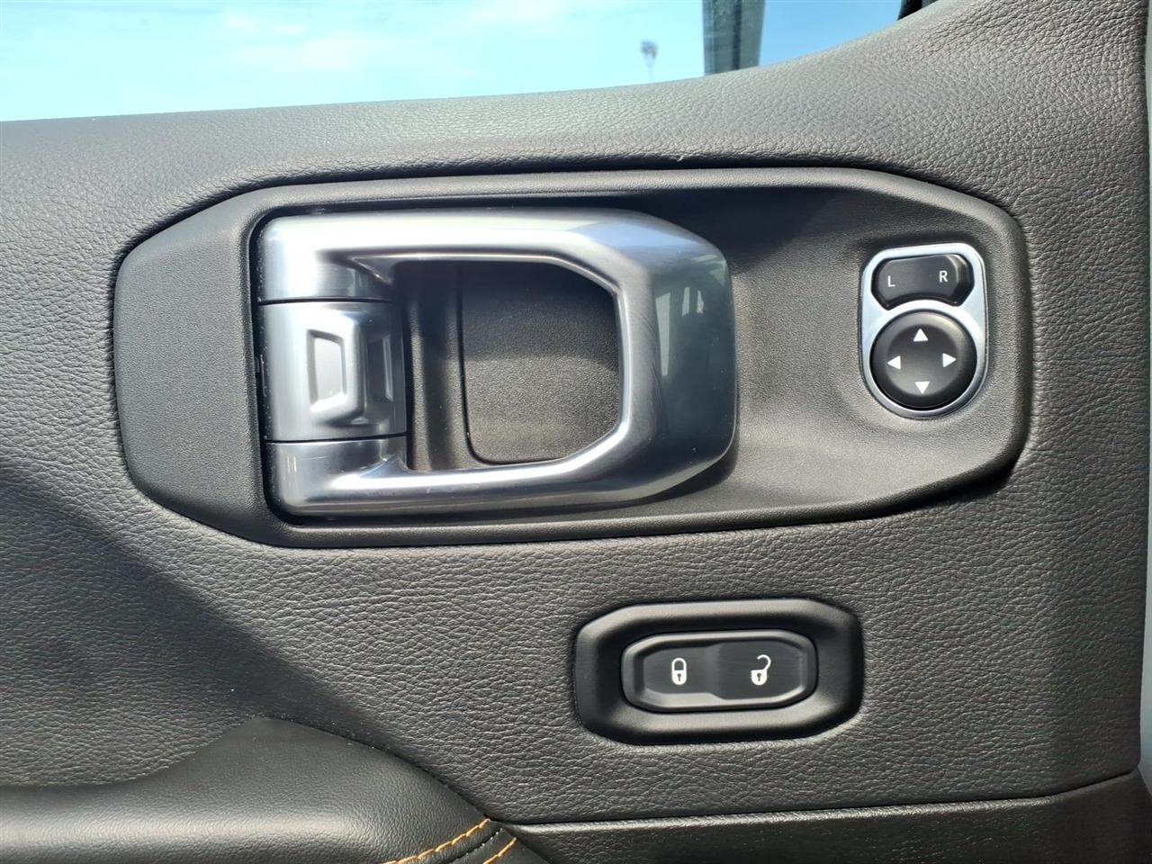 Jeep Wrangler 4xe  2025