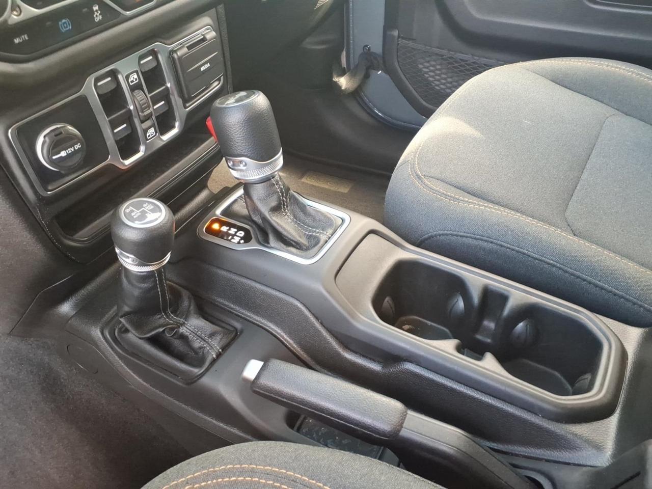 Jeep Wrangler 4xe  2025