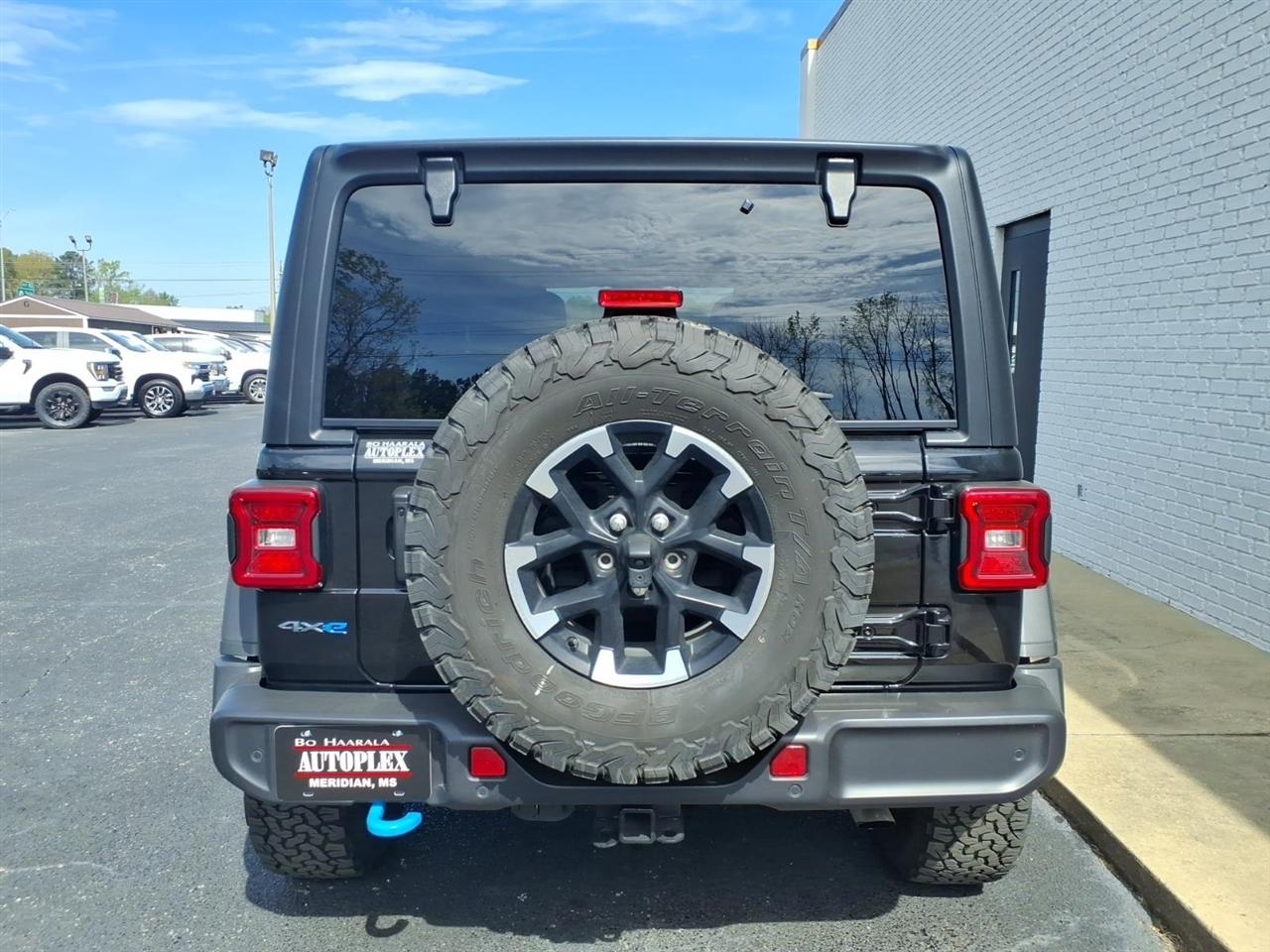 Jeep Wrangler 4xe  2025