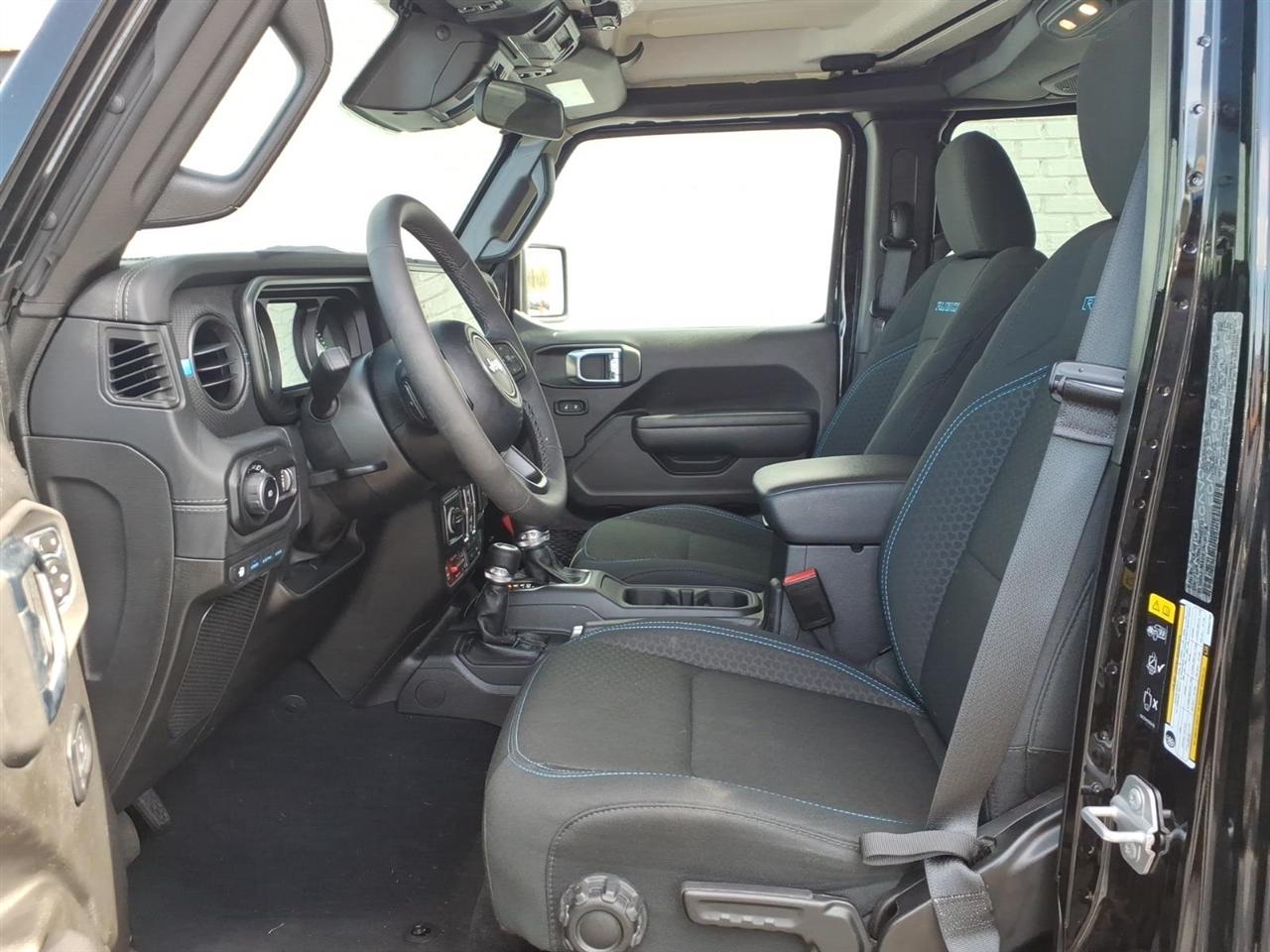 Jeep Wrangler 4xe  2025