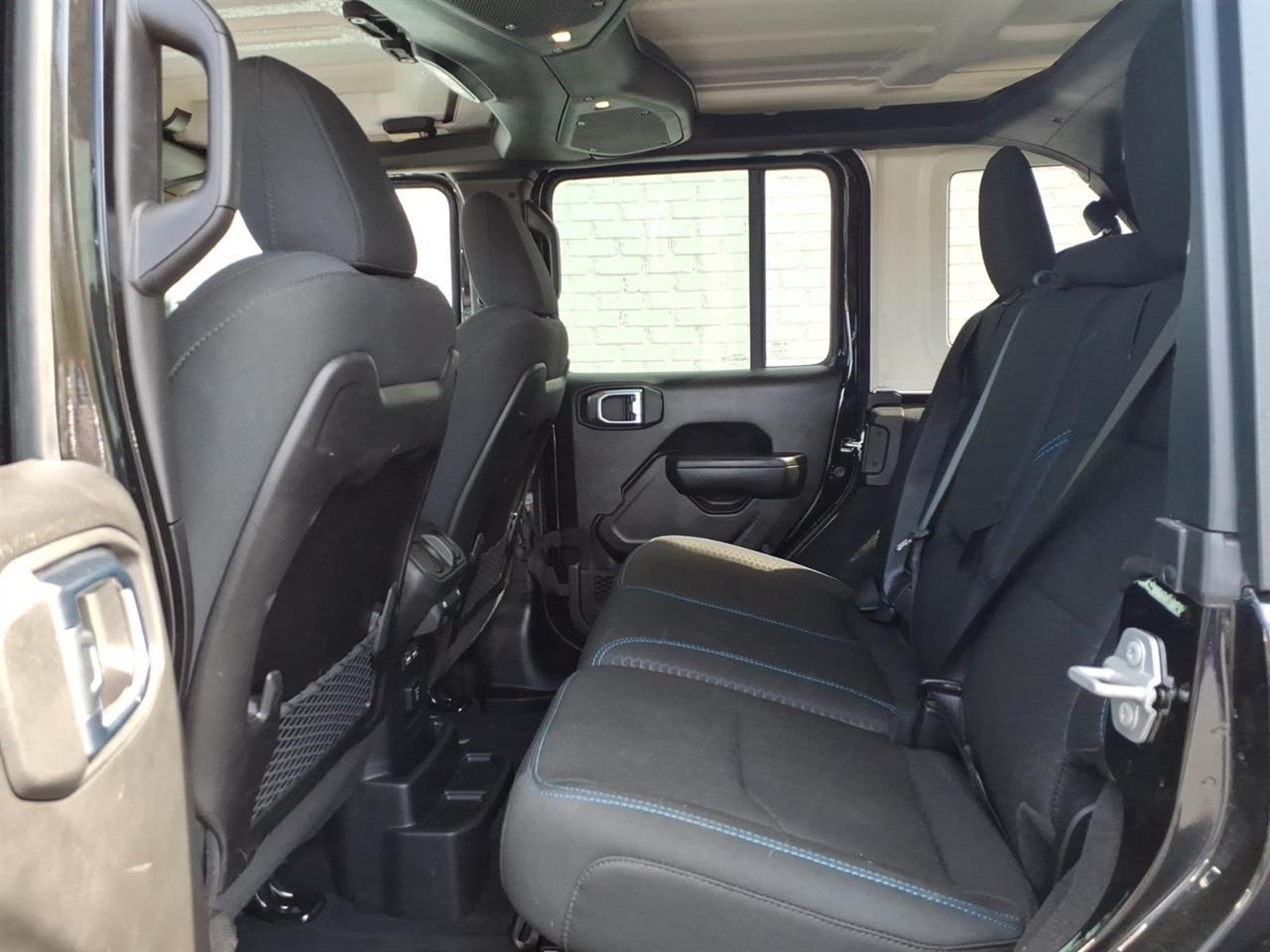 Jeep Wrangler 4xe  2025