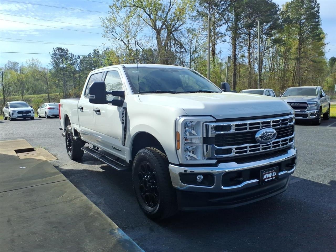 Ford F-250 SD  2025