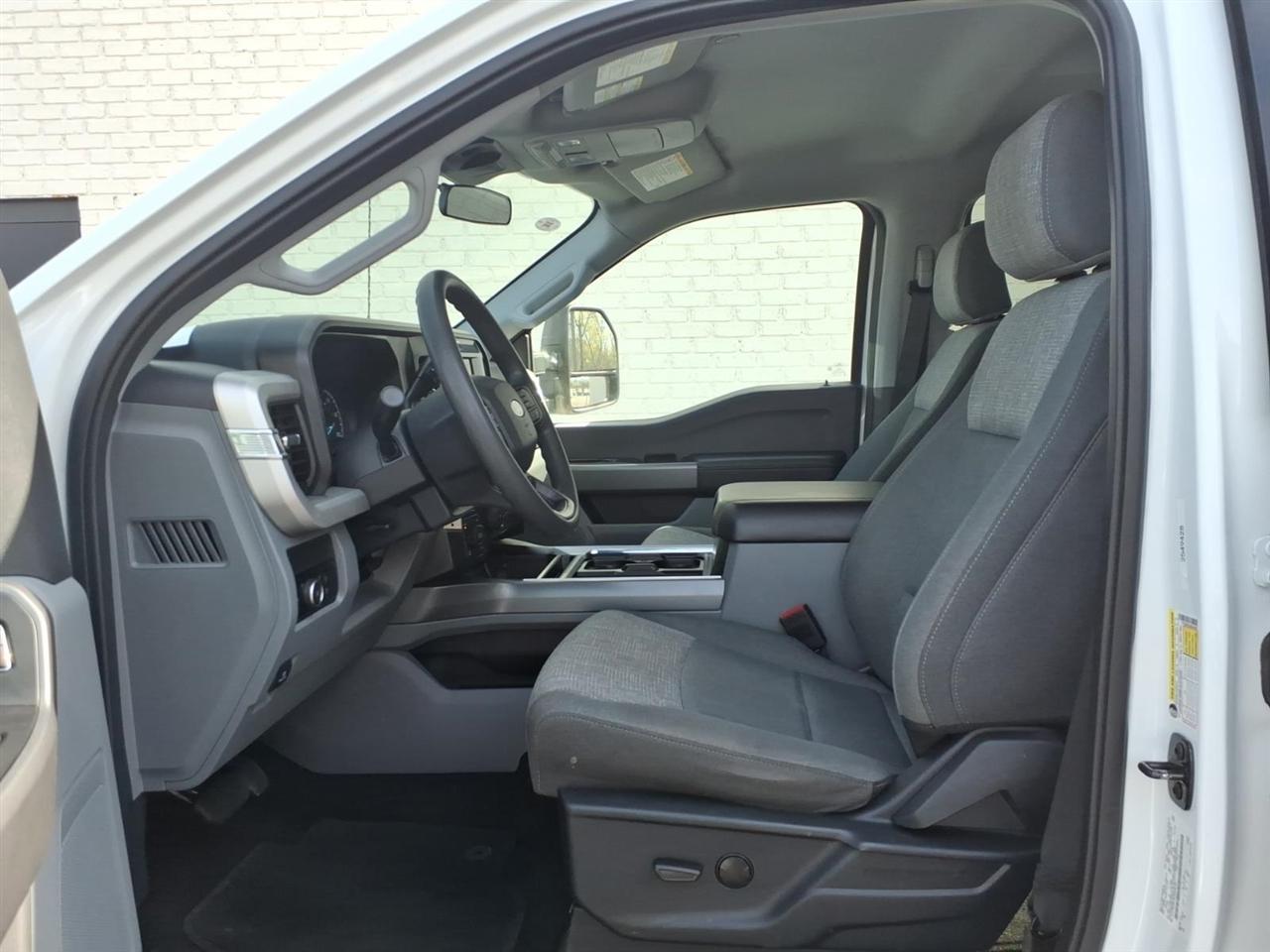 Ford F-250 SD  2025