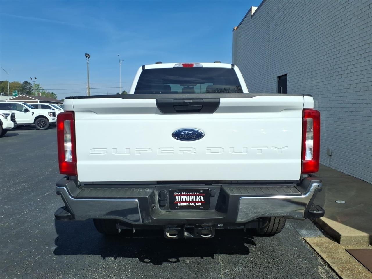 Ford F-250 SD  2025