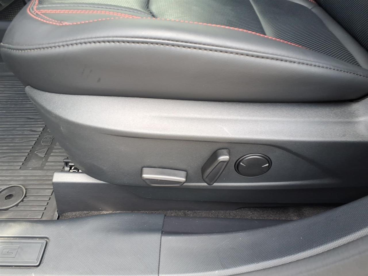Ford Mustang Mach-E Premium AWD 2025