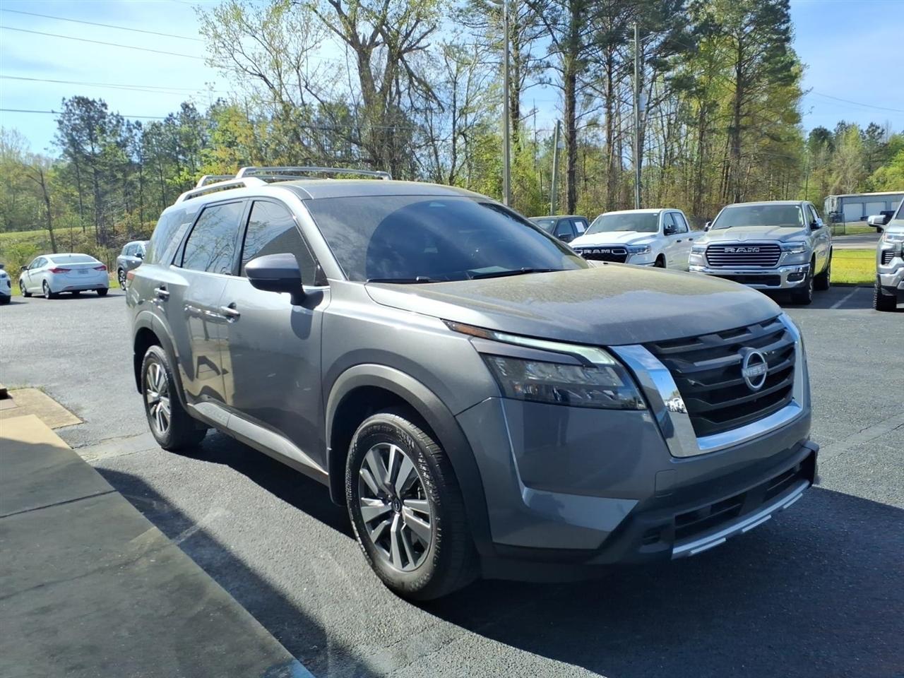 Nissan Pathfinder  2025