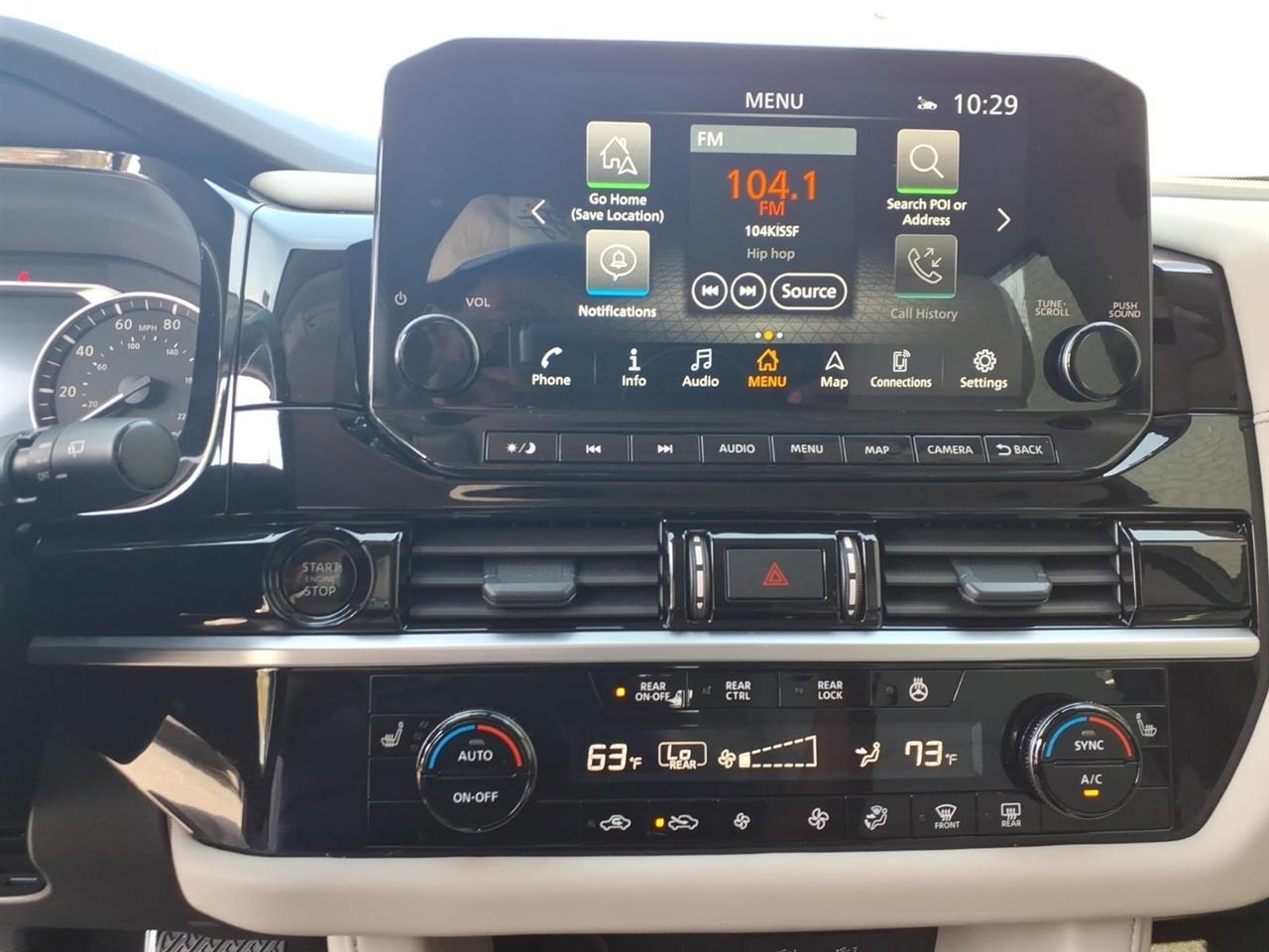 Nissan Pathfinder SL 2025