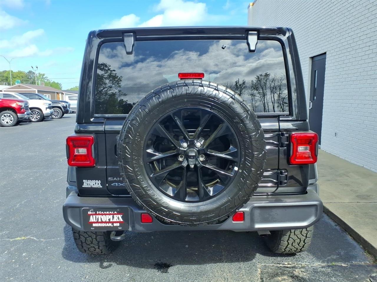 Jeep Wrangler 4xe  2025