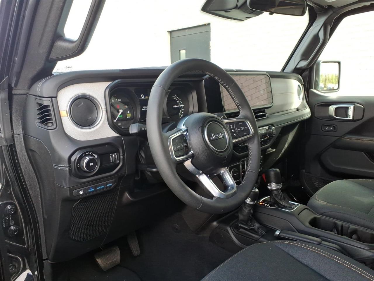 Jeep Wrangler 4xe  2025