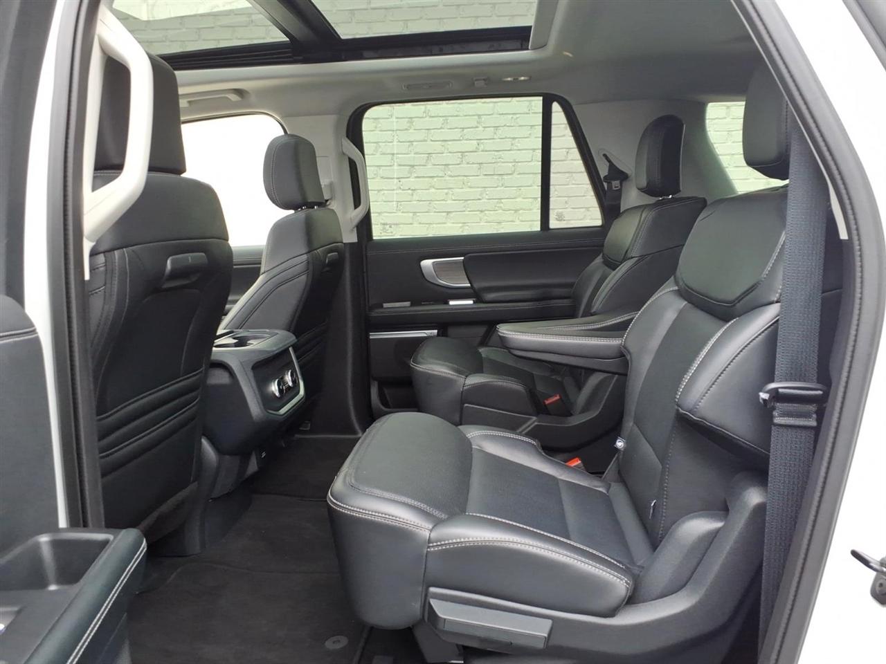 Ford Expedition  2025