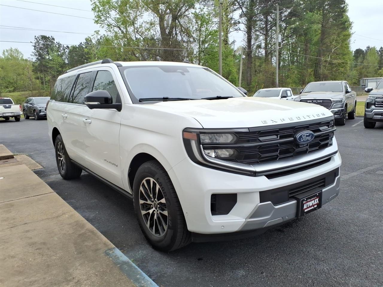 Ford Expedition Platinum 4WD 2025