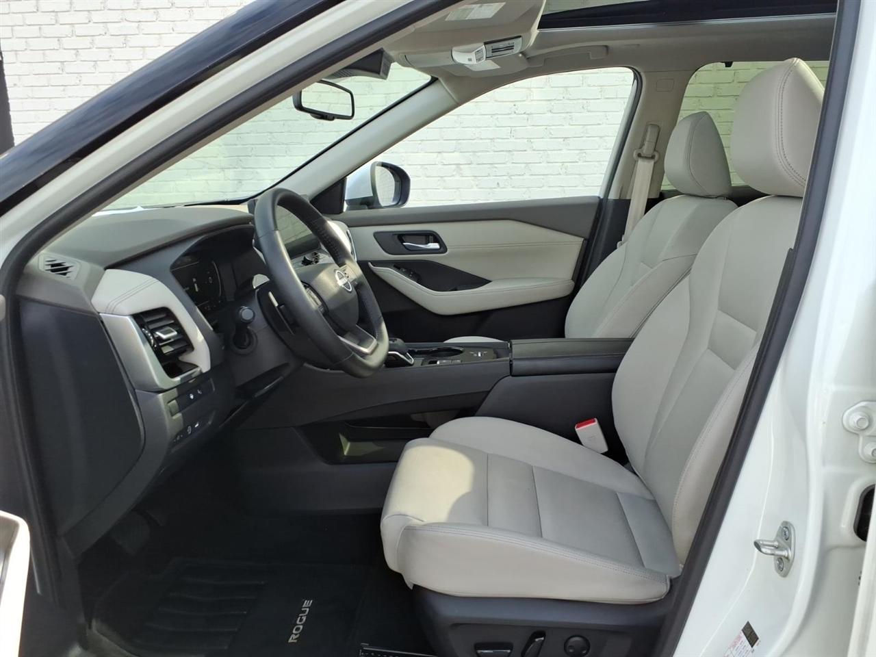 Nissan Rogue SL 2025