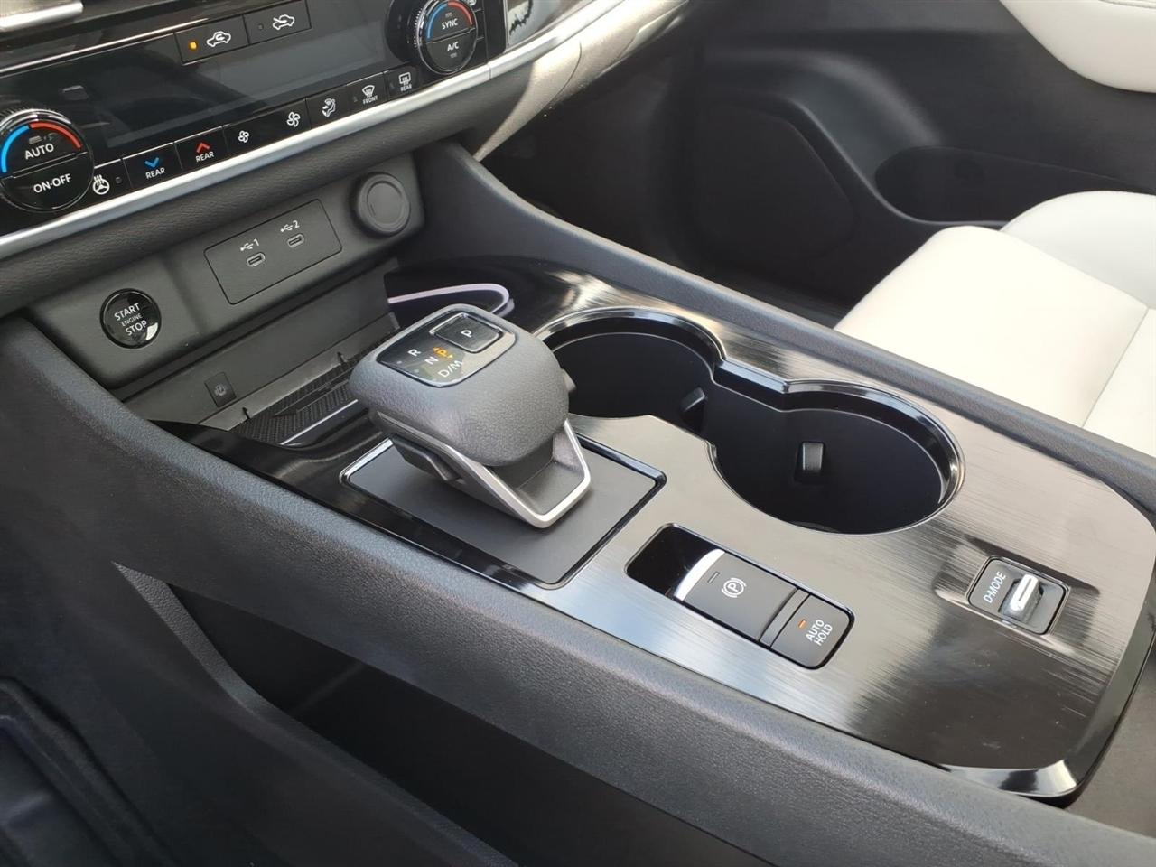 Nissan Rogue SL 2025