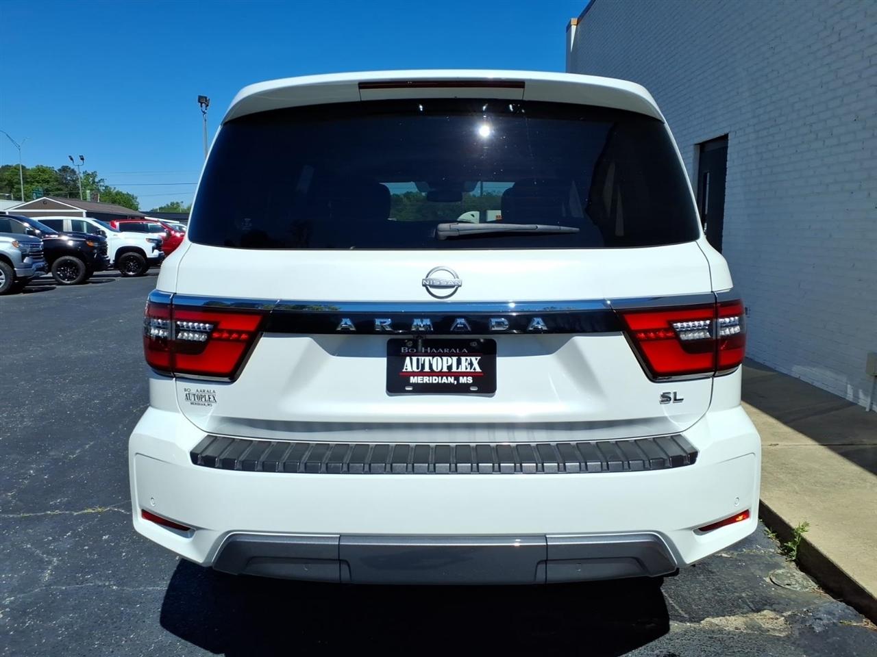 Nissan Armada SL 2WD 2024