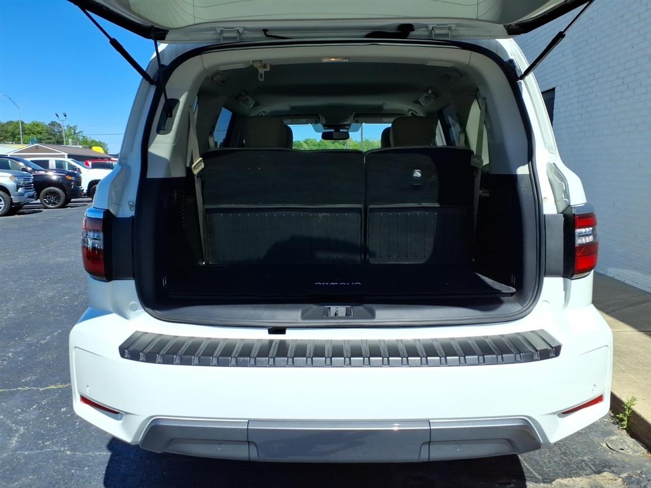 Nissan Armada SL 2WD 2024