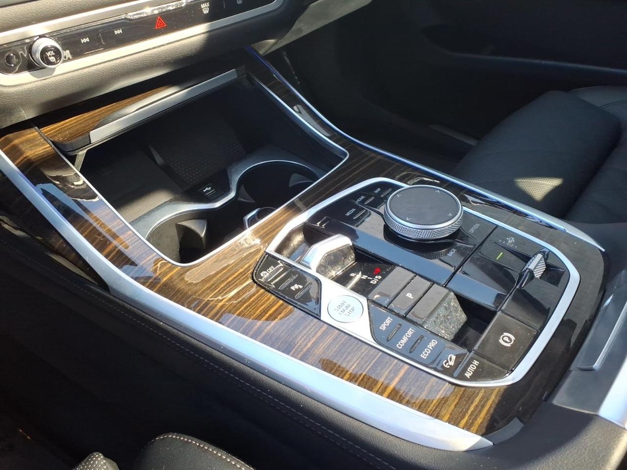 2025 BMW X7 40i - Photo 11