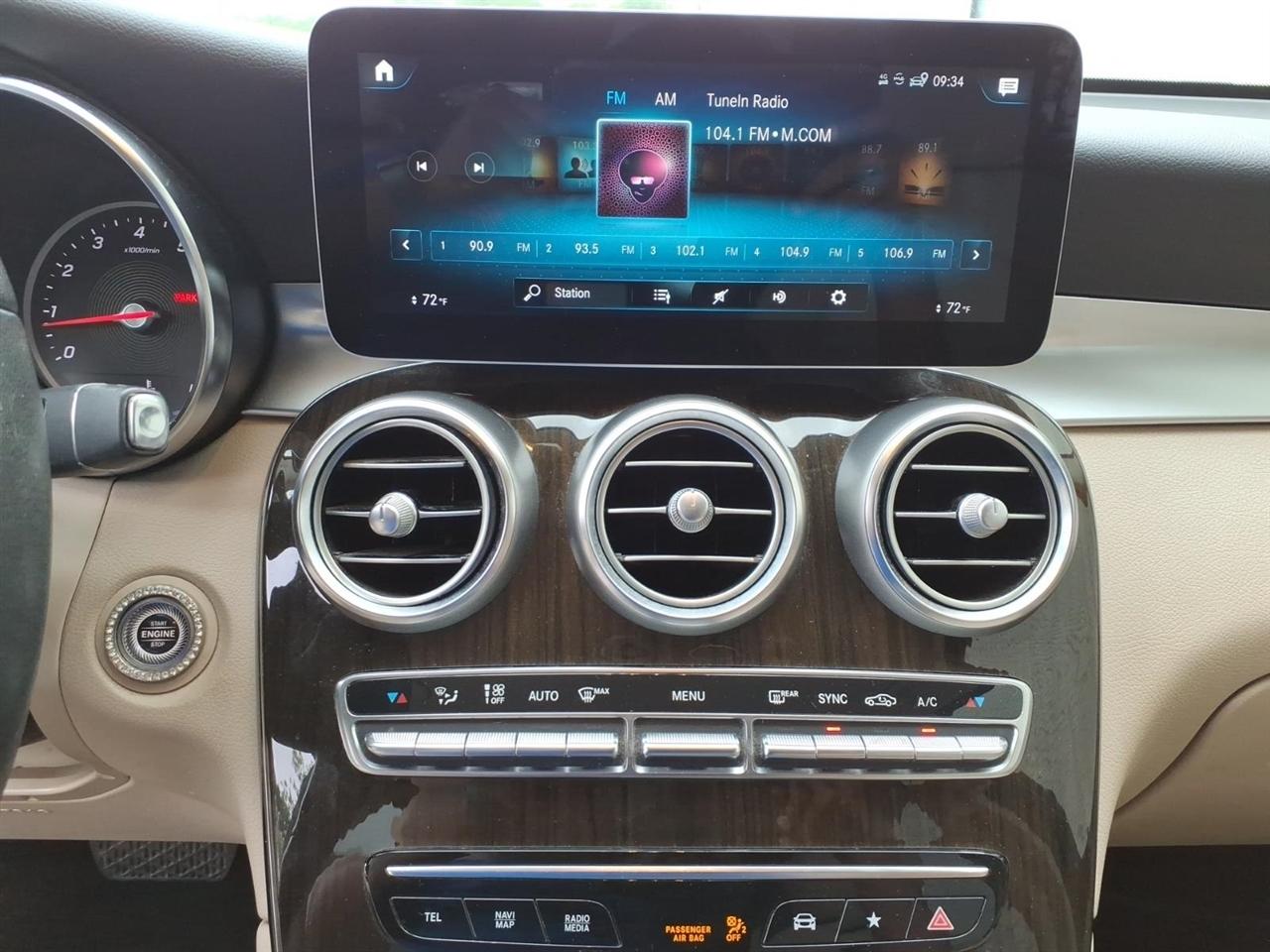 Mercedes-Benz GLC-Class  2020