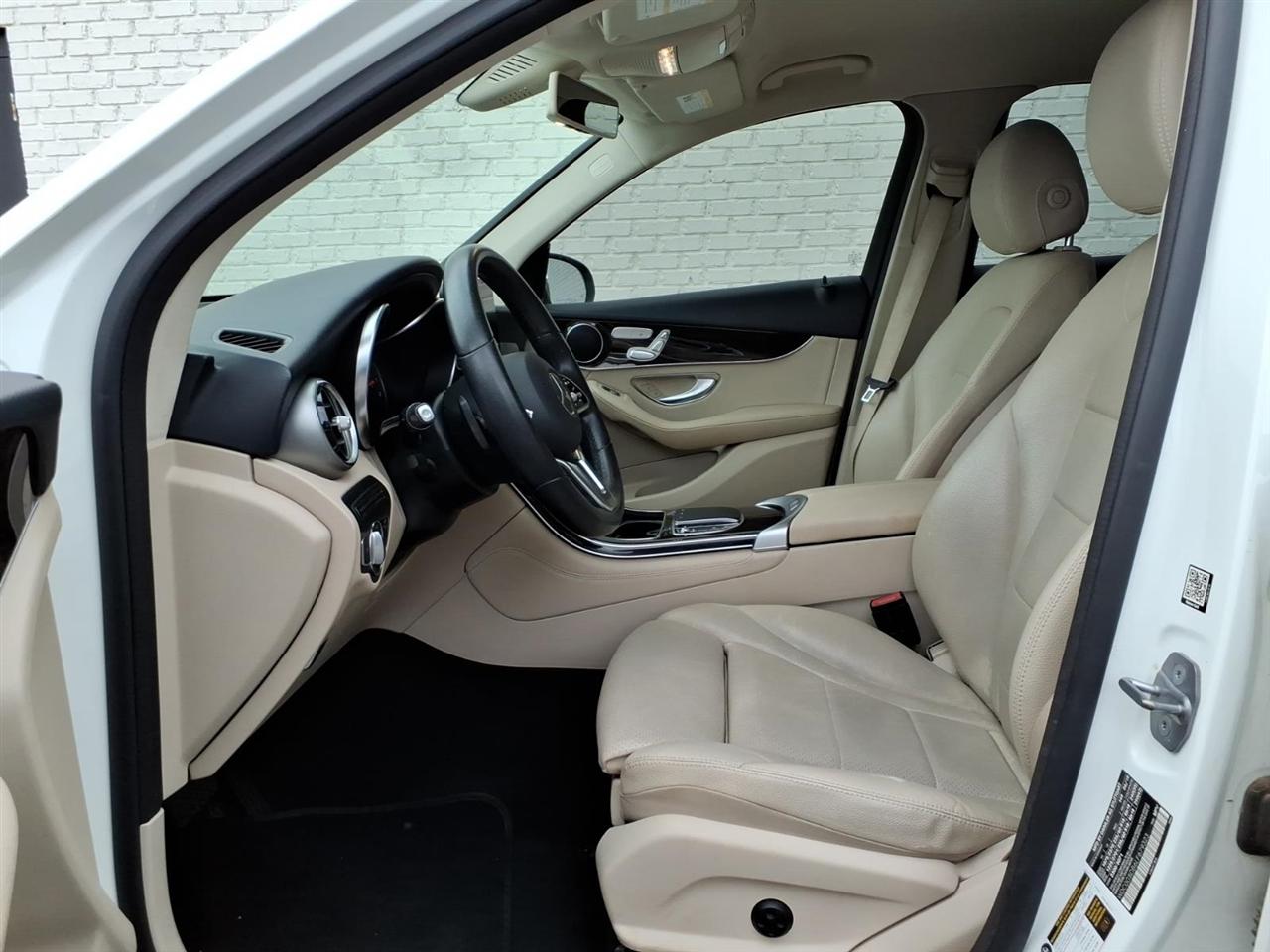 Mercedes-Benz GLC-Class  2020