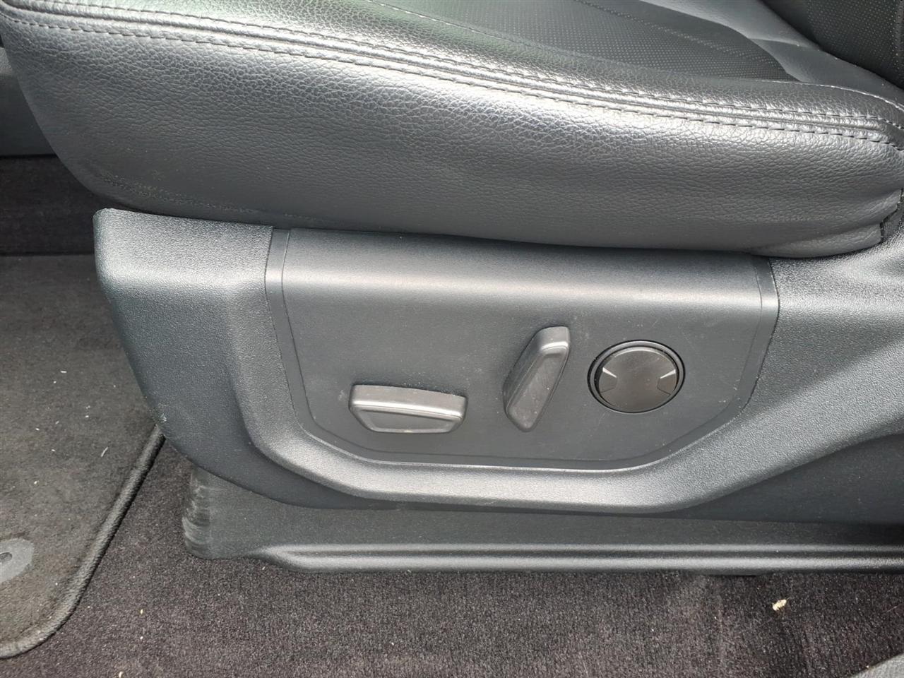 Ford Expedition  2021