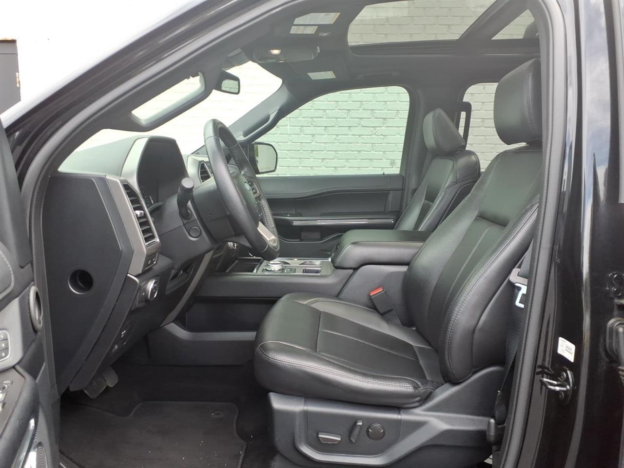 Ford Expedition XLT 2021