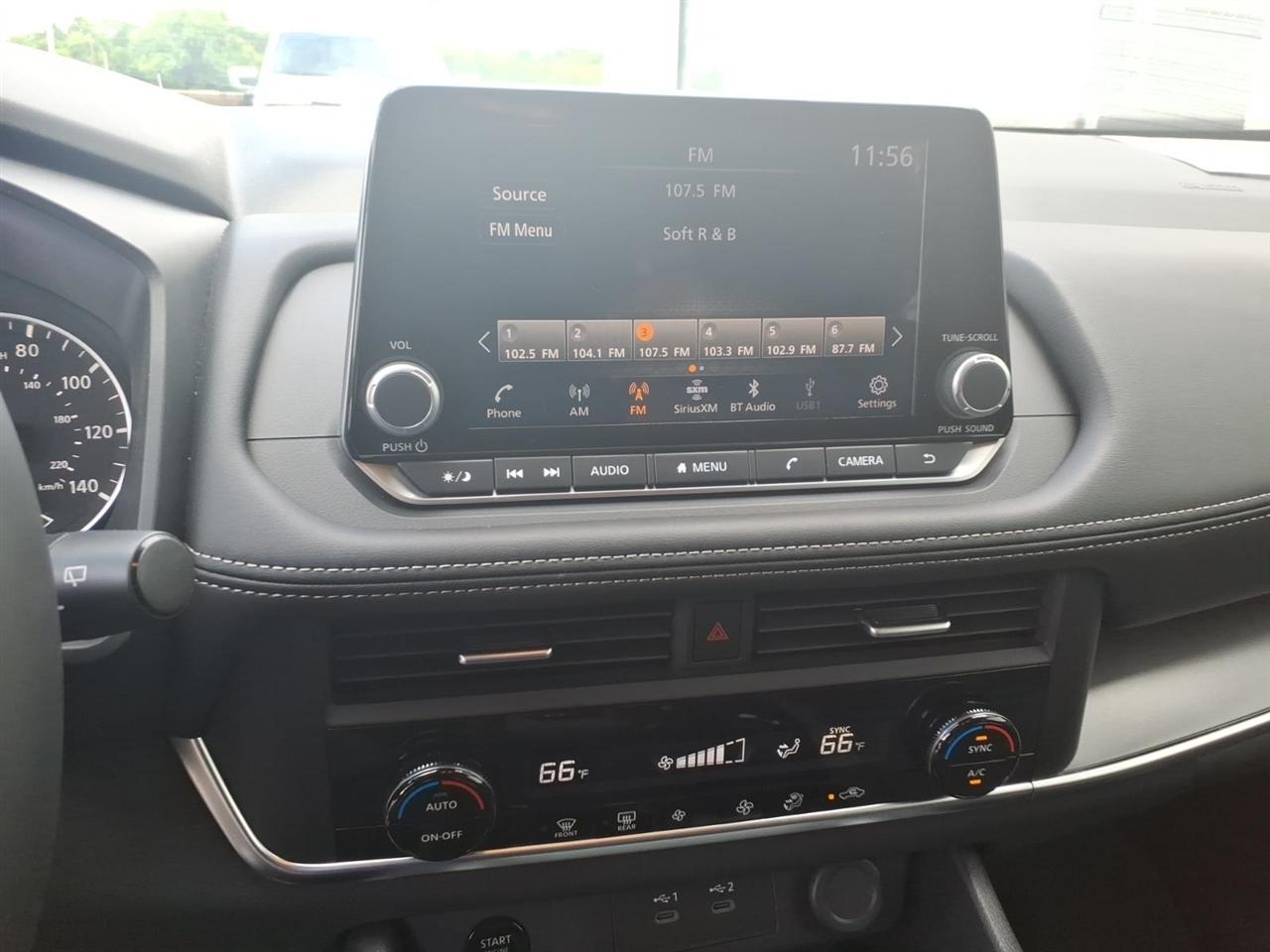 Nissan Rogue SV 2025