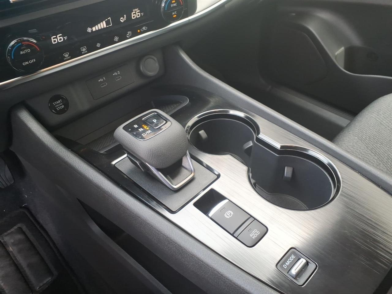 Nissan Rogue SV 2025