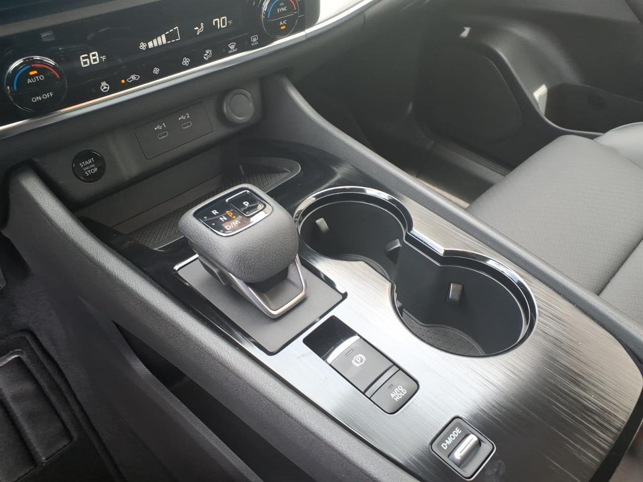 Nissan Rogue SV 2WD 2025
