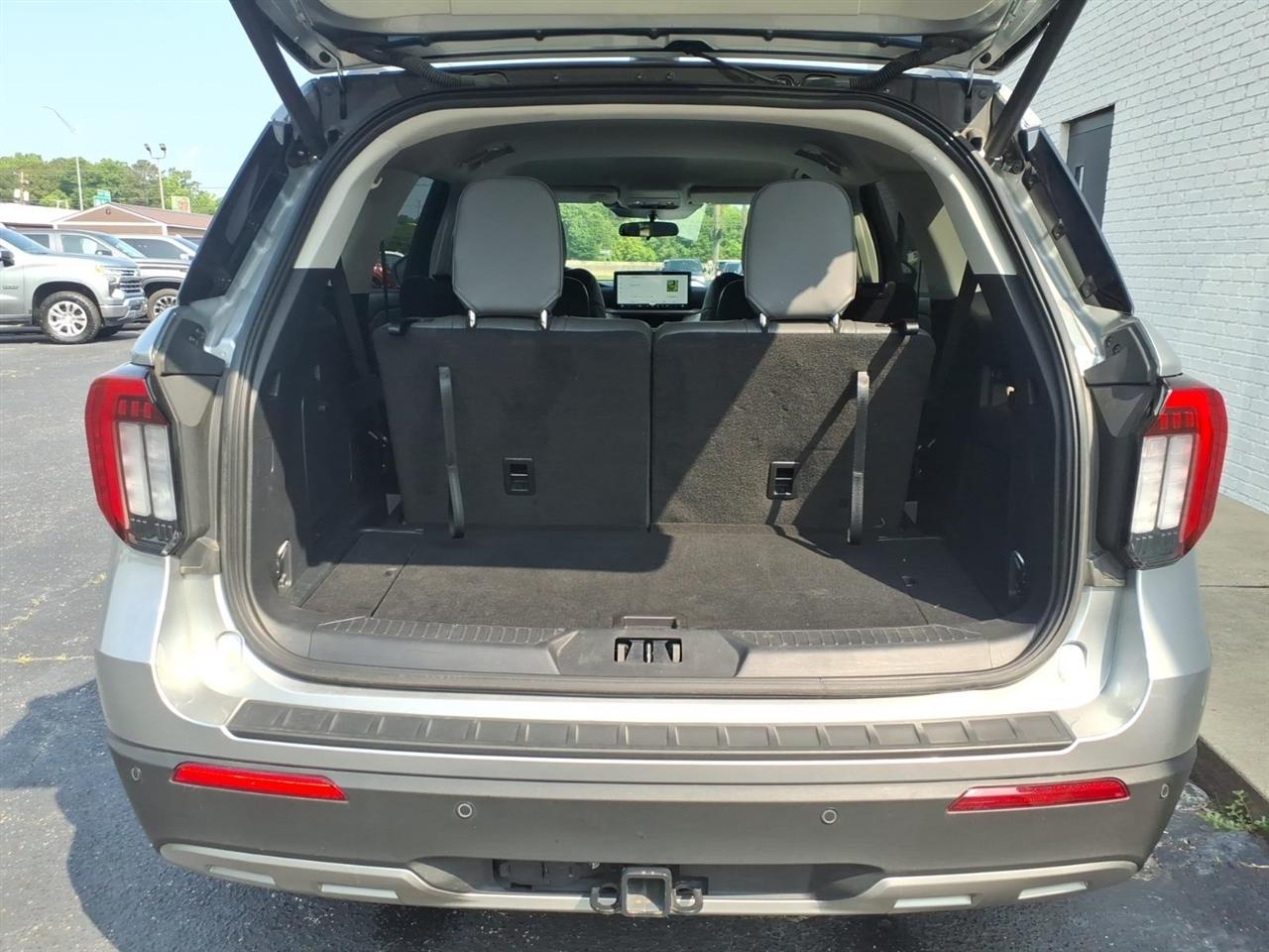 Ford Explorer Active 2025