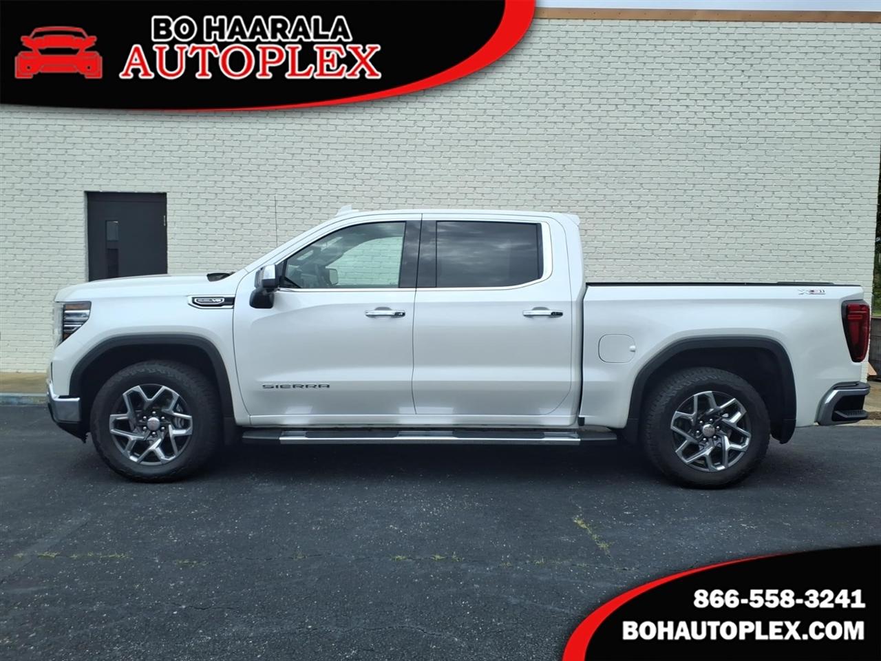 GMC Sierra 1500 SLT Crew Cab Short Bed 4WD 2024