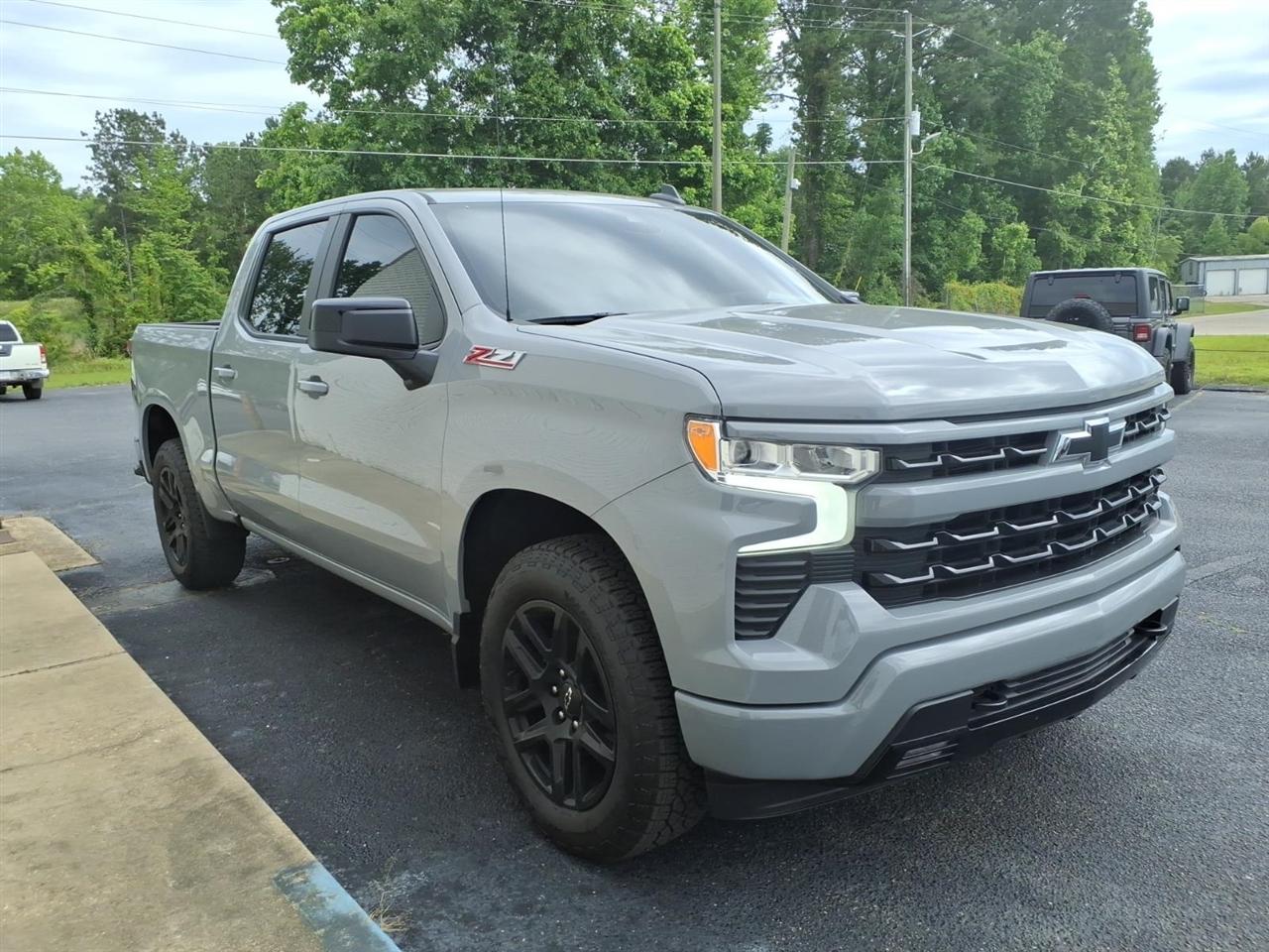 Chevrolet Silverado 1500 RST Crew Cab 4WD SWB 2024