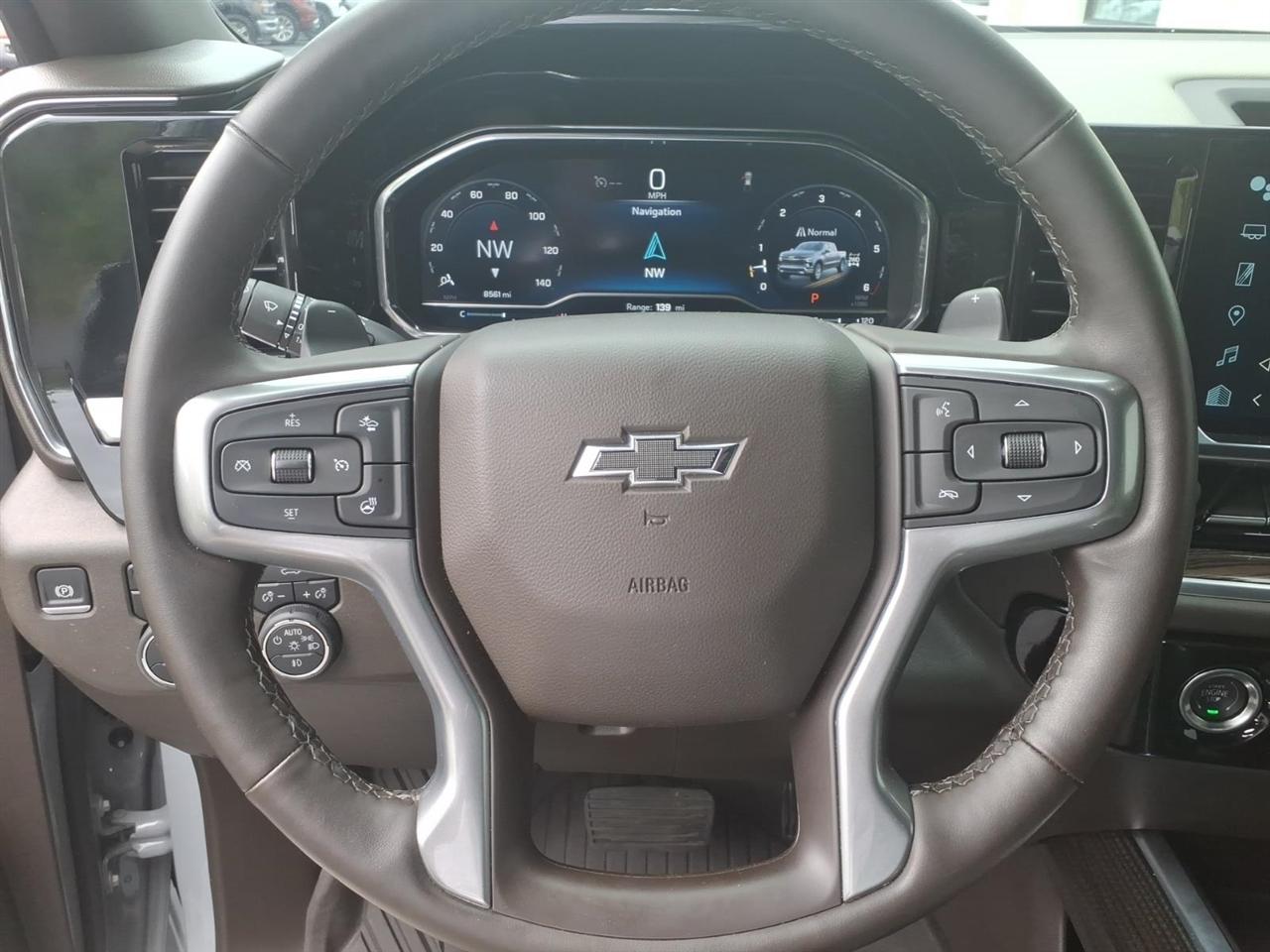 Chevrolet Silverado 1500 RST Crew Cab 4WD SWB 2024
