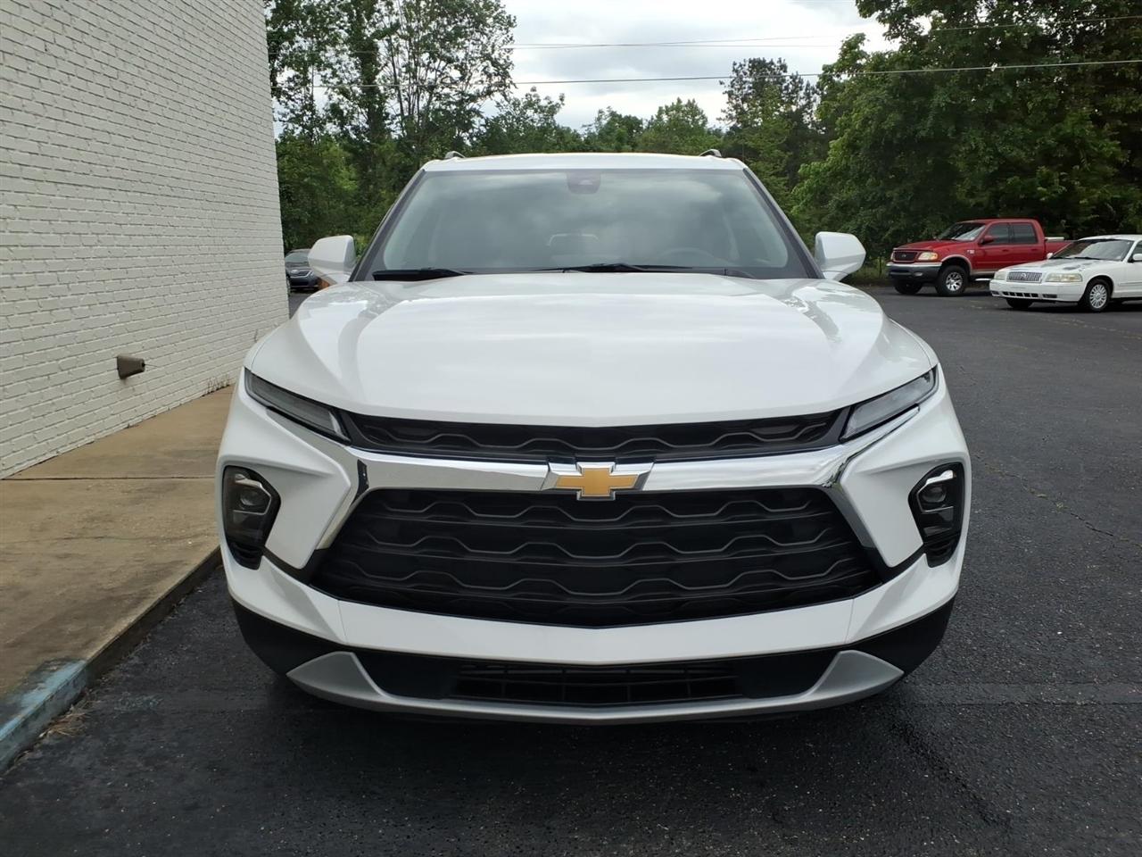 Chevrolet Blazer FWD 4dr w/2LT 2024