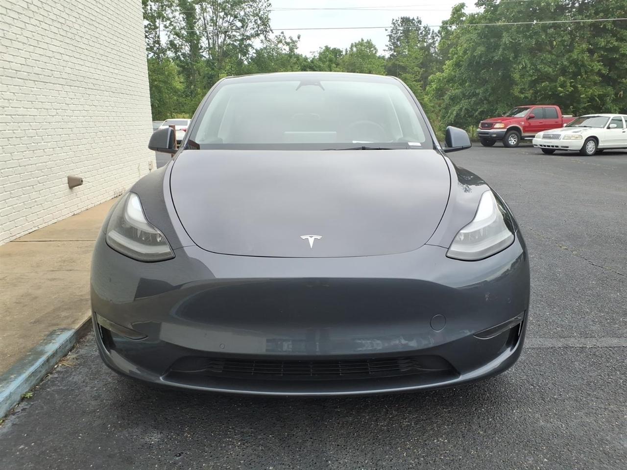 Tesla Model Y  2022