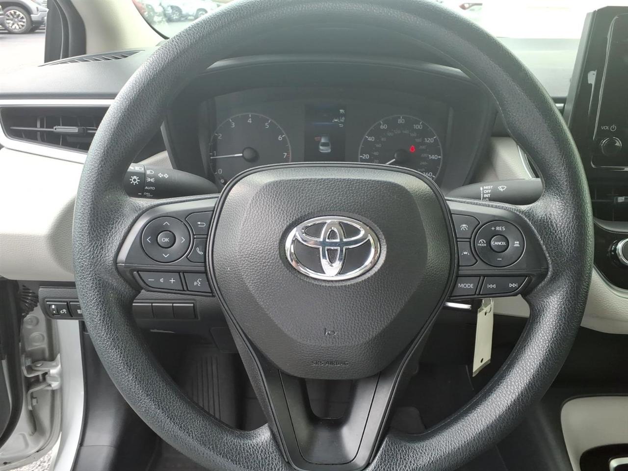 Toyota Corolla LE 2025